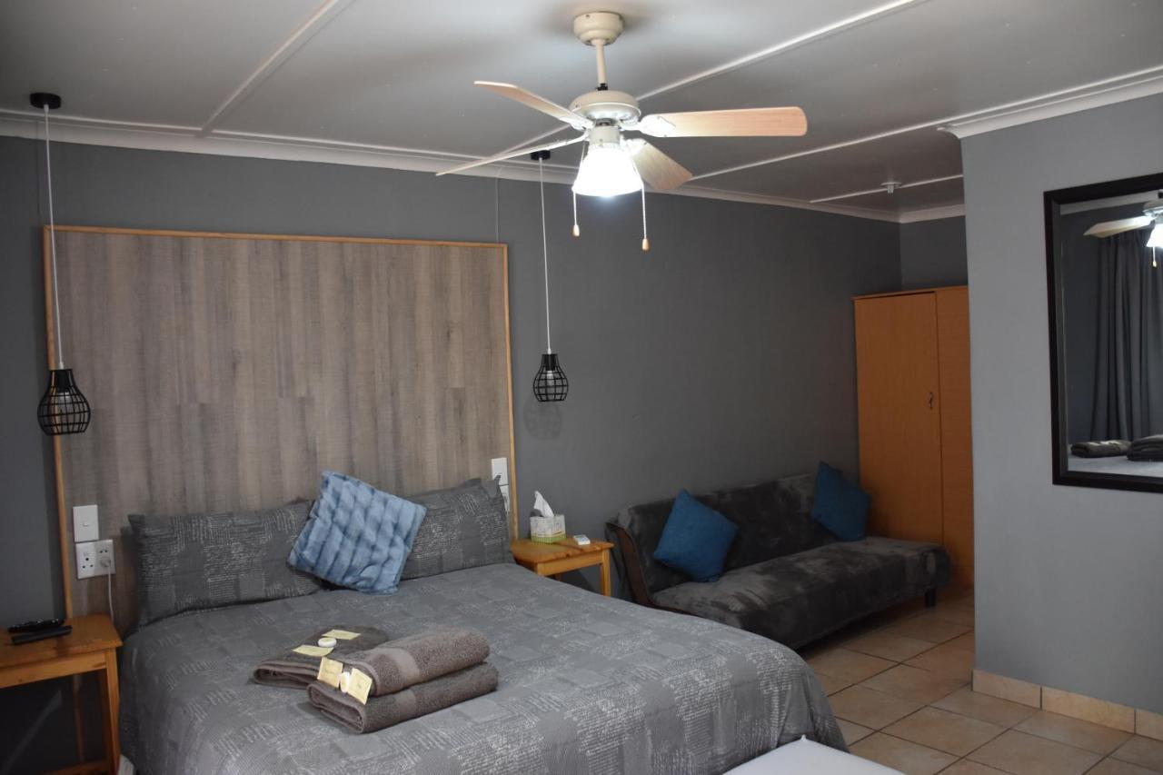 Alpine Bed And Breakfast Maclear Bagian luar foto