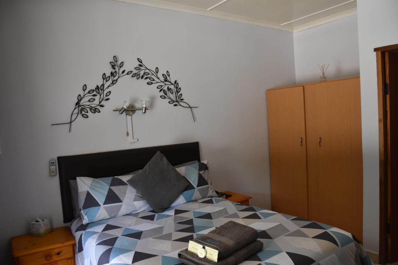 Alpine Bed And Breakfast Maclear Bagian luar foto