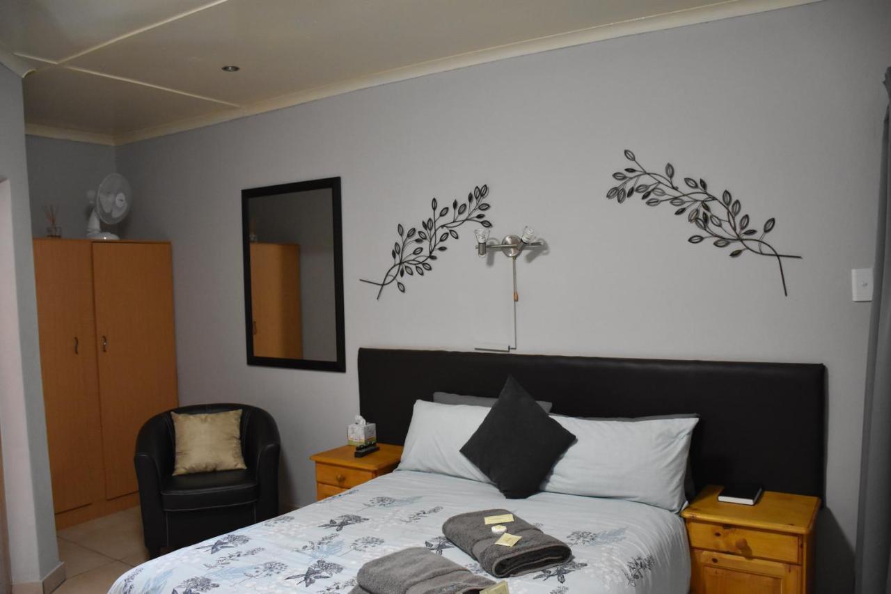 Alpine Bed And Breakfast Maclear Bagian luar foto